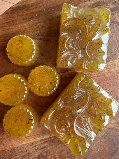 Jabón Artesanal de Manzanilla | Suavidad Natural para Piel Sensible